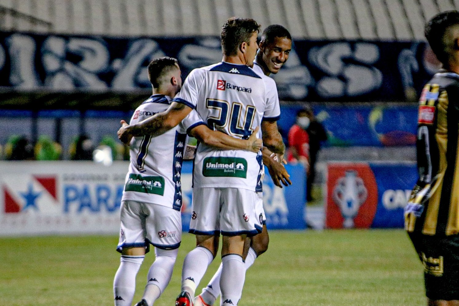 Remo vence o Manaus e volta para o G4 da Série C