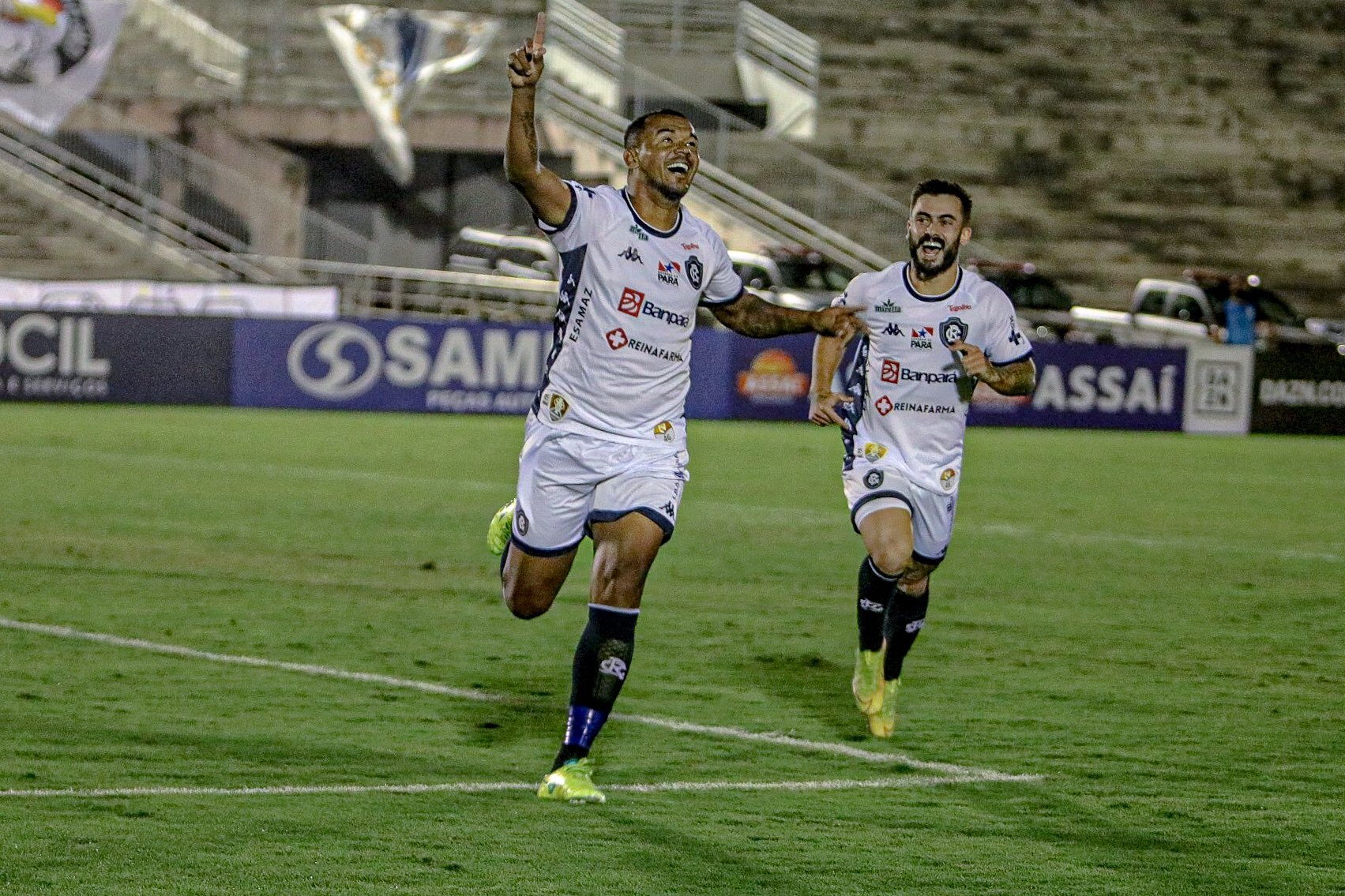 Remo anuncia a demissão de quatro jogadores do elenco principal