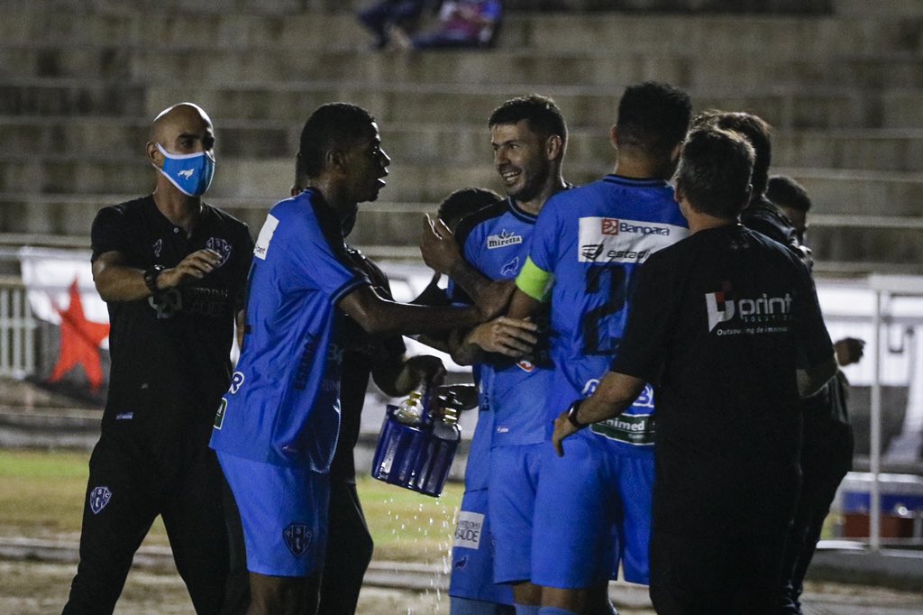 Paysandu arranca empate no fim e permanece no G4.