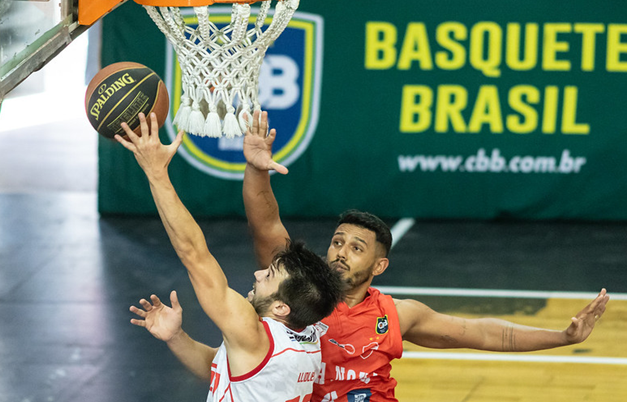 A etapa no Rio de Janeiro do Campeonato Brasileiro de Basquete começa a todo vapor.