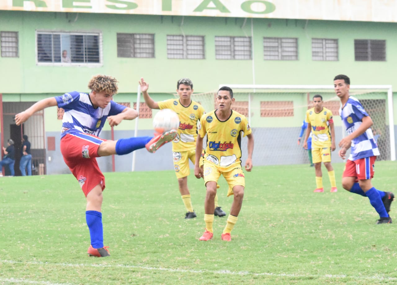 ADESG goleia o Plácido de Castro no Campeonato Acreano Sub-20