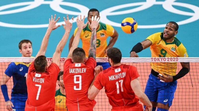 Brasil perde de virada para os russos e vai em busca do bronze no vôlei em Tóquio